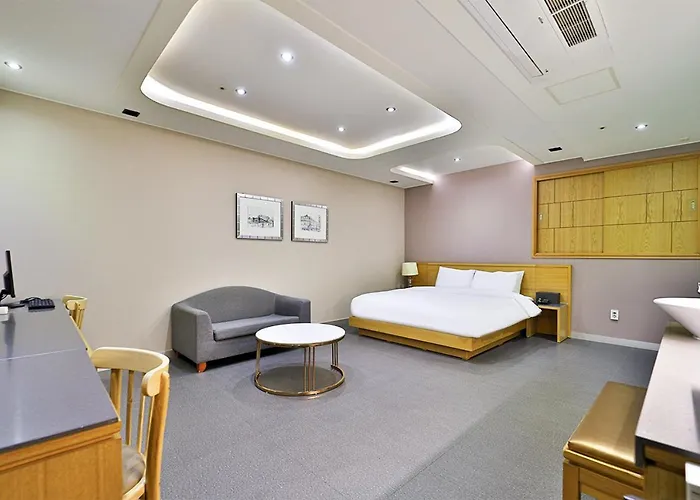 Hotel Seomyeon Ib